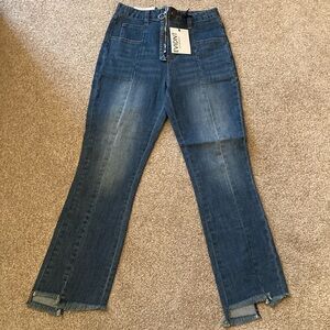 EVIDNT TANGIER STEP HEM STRAIGHT LEG Raw Hem Ankle Jeans NWT